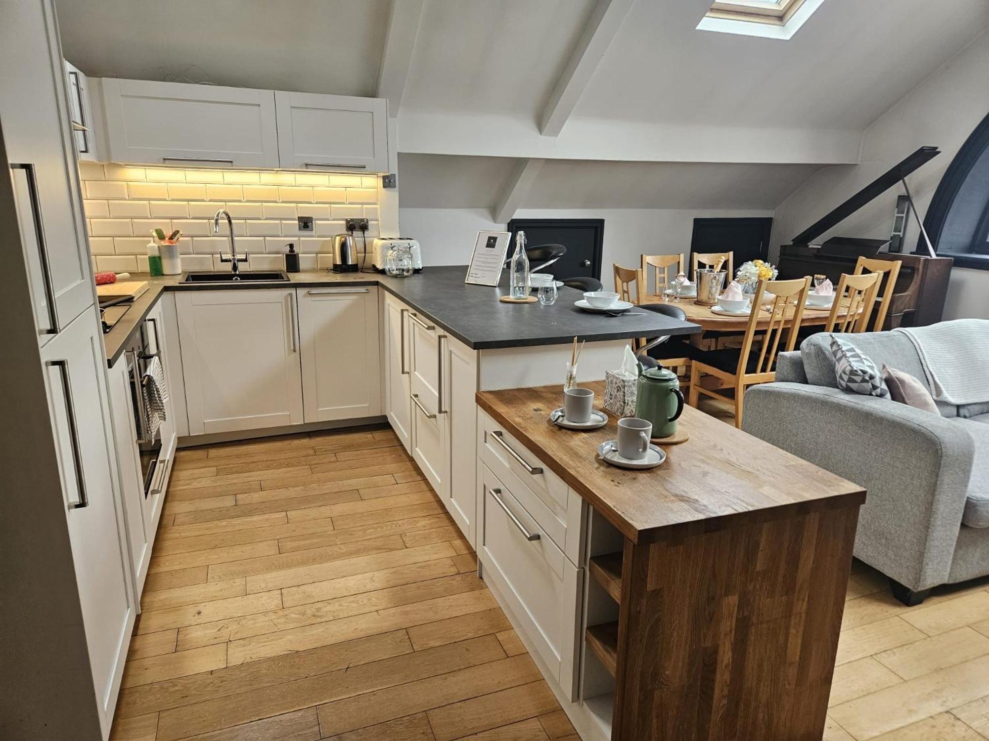 2 Bedroom City Centre Penthouse Loft Apartment Liverpool Exteriör bild